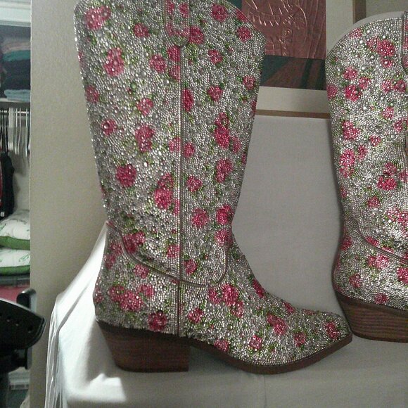 Besty Johnson Dalas Boots - Picture 4 of 7